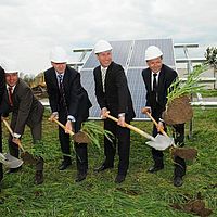 SOLSA Solarenergie Sachsen-Anhalt GmbH - Baubeginn eines Solarparks in Bernburg