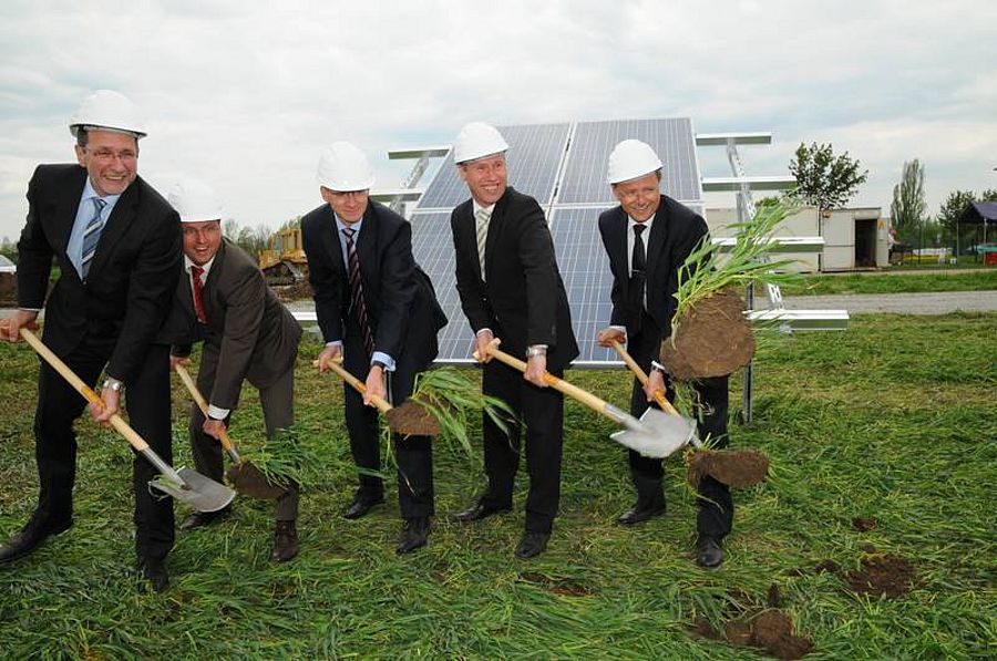 SOLSA Solarenergie Sachsen-Anhalt GmbH - Baubeginn eines Solarparks in Bernburg